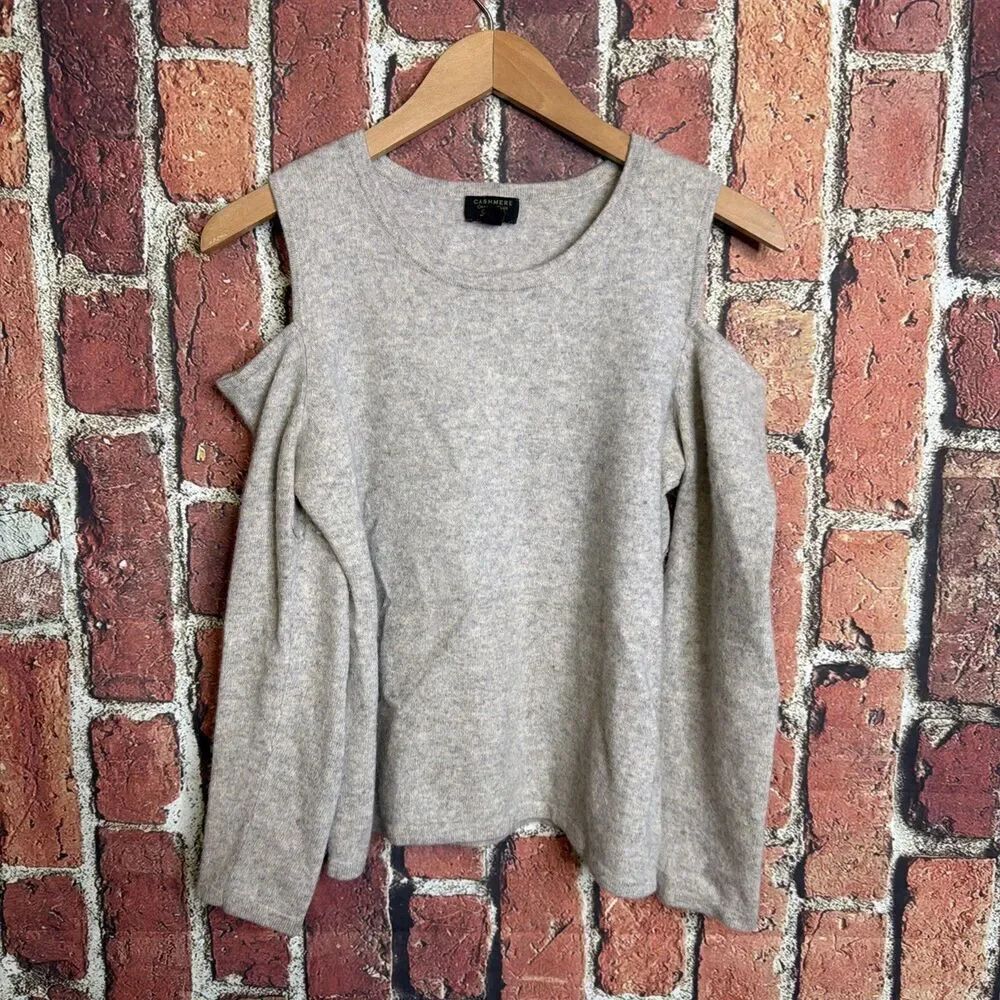 Charter Club Sweater Womens Large Gray Cold Shoulder 100% Cashmere Quiet Luxury